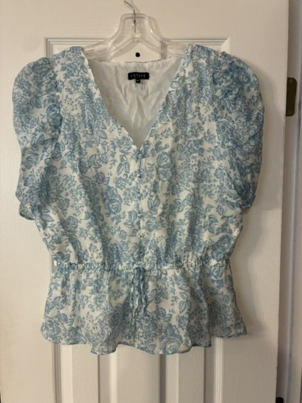 1. State Women's Blue White Peplum Floral Short Sleeve Top Sz XL Feminine Flirty